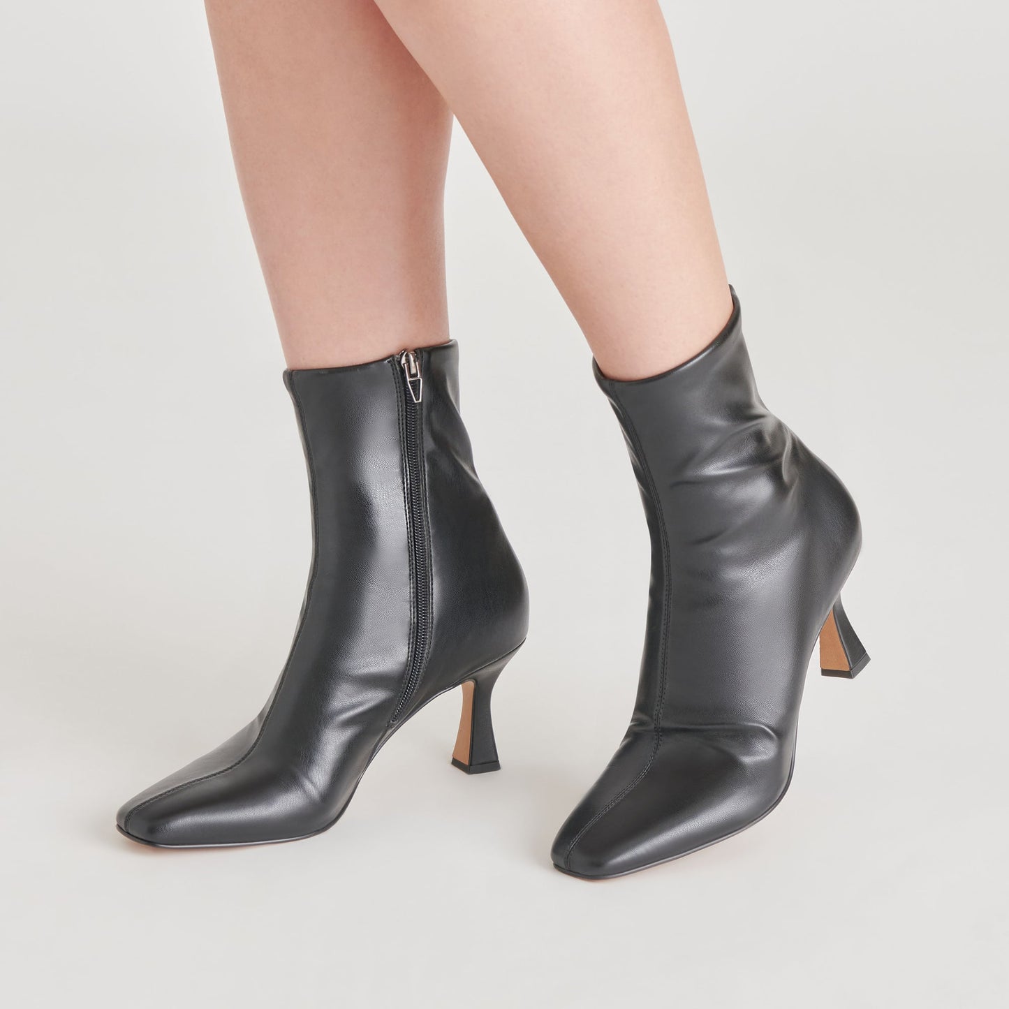 GLAMOR BOOTS BLACK STELLA - Dolce Vita