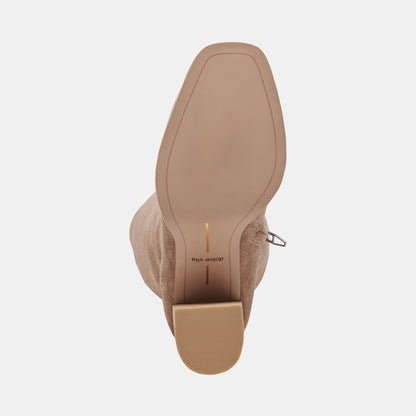 FYNN Boots Truffle Suede - Dolce Vita