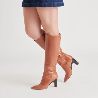 NELAS BOOTS COGNAC LEATHER - Dolce Vita