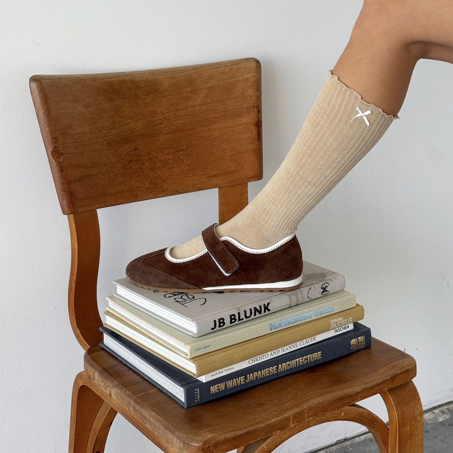 Sofya Dk Brown Suede Sneakers - Dolce Vita