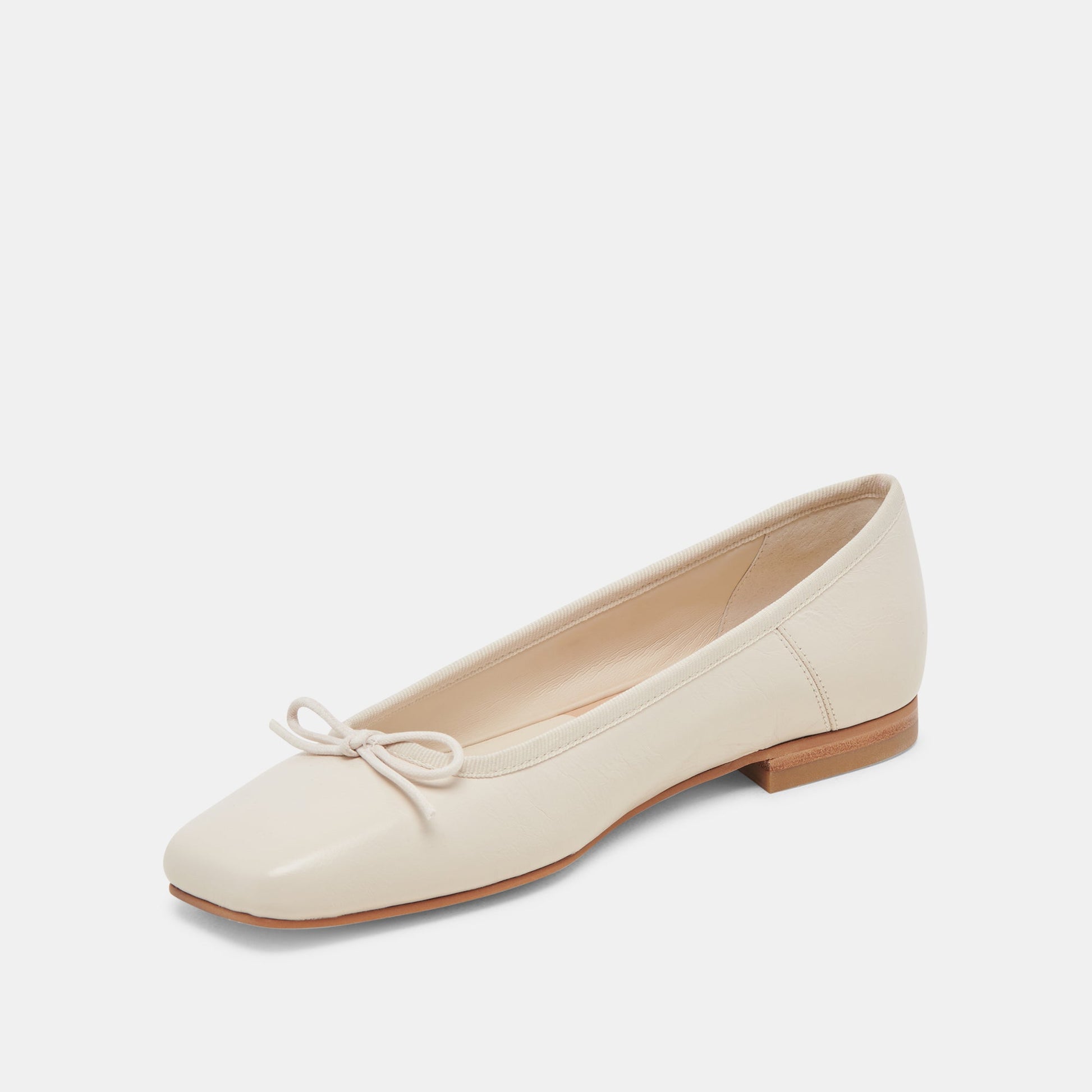Anisa Ballet Flats CREME CRINKLE PATENT - Dolce Vita
