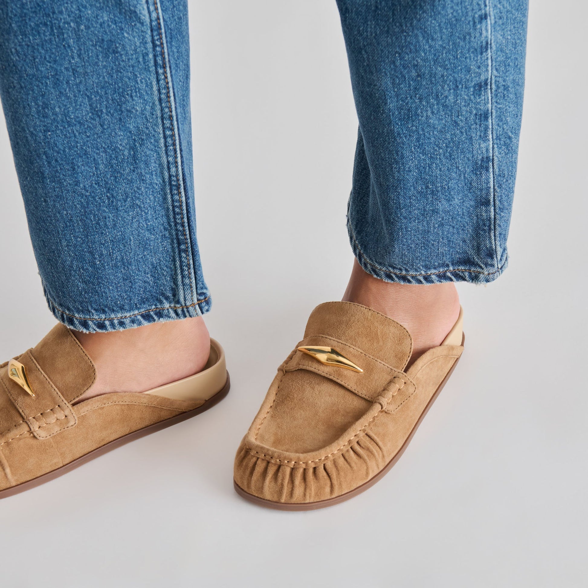 Jodero Lt Brown Suede Flats - Dolce Vita