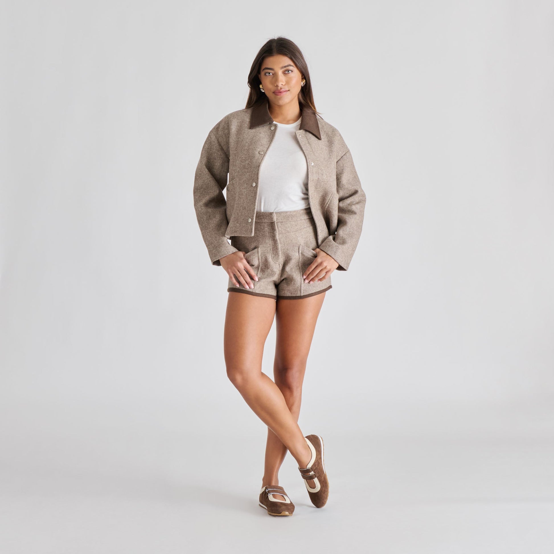 Swan Dk Brown Suede Sneakers - Dolce Vita