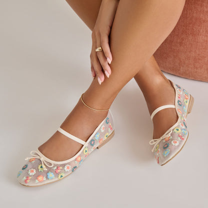 CADEL FLORAL BALLET FLATS IVORY FLORAL MESH - Dolce Vita