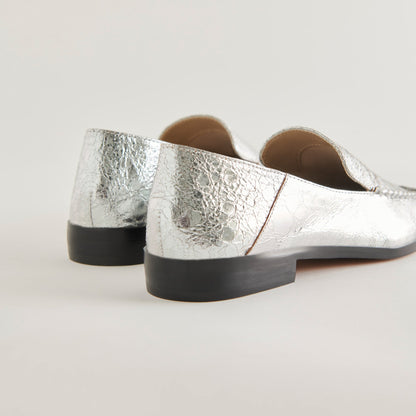 Beny Flats Silver Distressed Leather - Dolce Vita