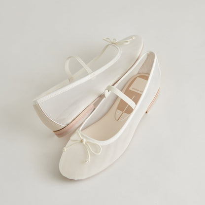 CADEL BALLET FLATS IVORY MESH - Dolce Vita