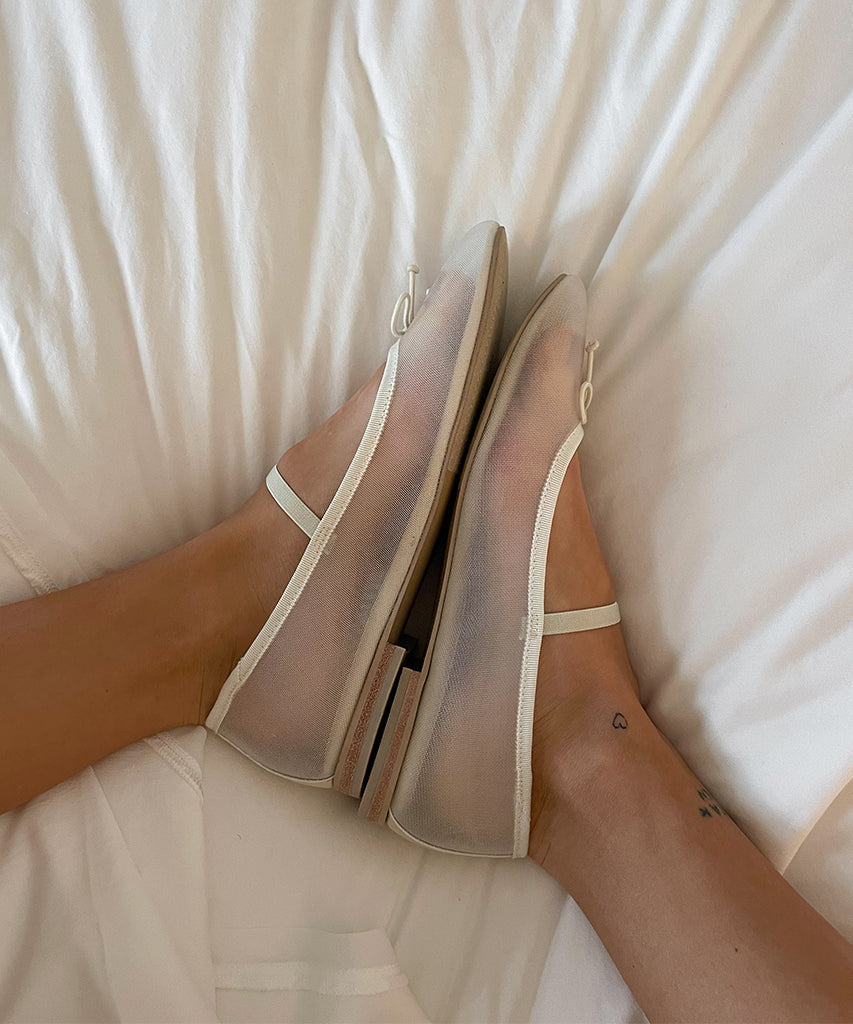 CADEL BALLET FLATS IVORY MESH - Dolce Vita