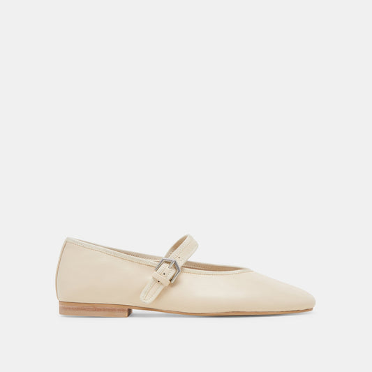 ROSLYN BALLET FLATS CREME LEATHER - Dolce Vita
