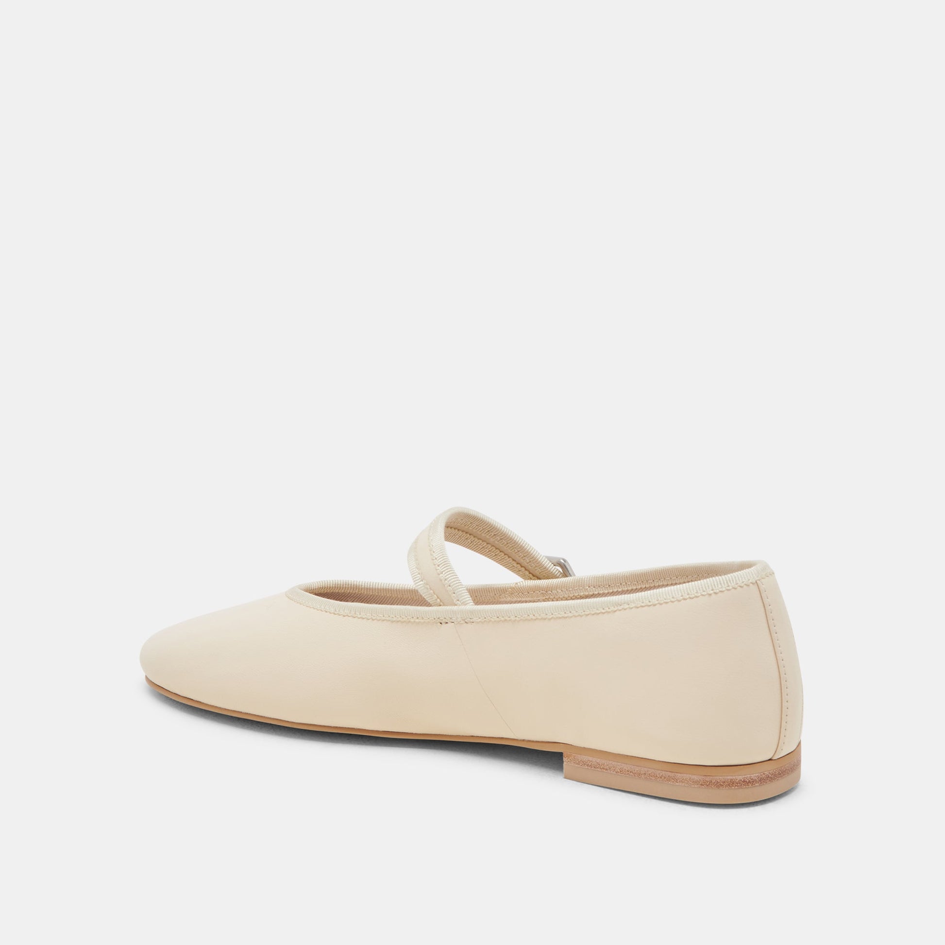 ROSLYN BALLET FLATS CREME LEATHER - Dolce Vita