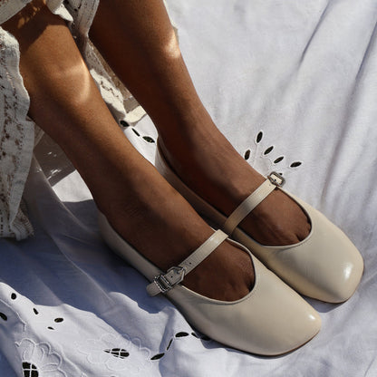Alizza Creme Crinkle Patent Ballet Flats - Dolce Vita