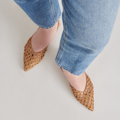 CYNDI FLATS NATURAL WOVEN - Dolce Vita