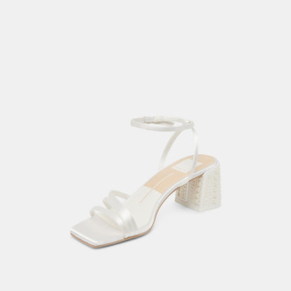 YSABEL PEARL HEELS TRUE WHITE SATIN - Dolce Vita