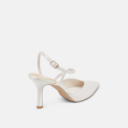 KAMRA PEARL HEELS TRUE WHITE SATIN - Dolce Vita