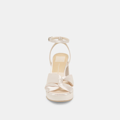 PARLO HEELS IVORY SATIN - Dolce Vita