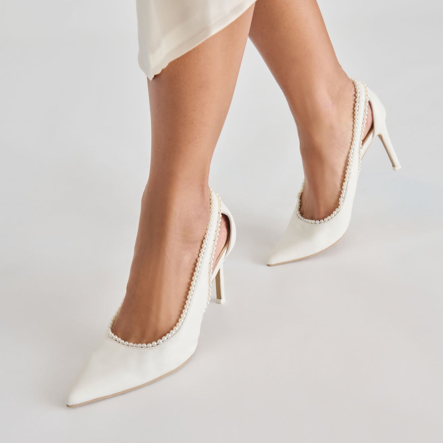 Kelson Pearl True White Leather Heels - Dolce Vita