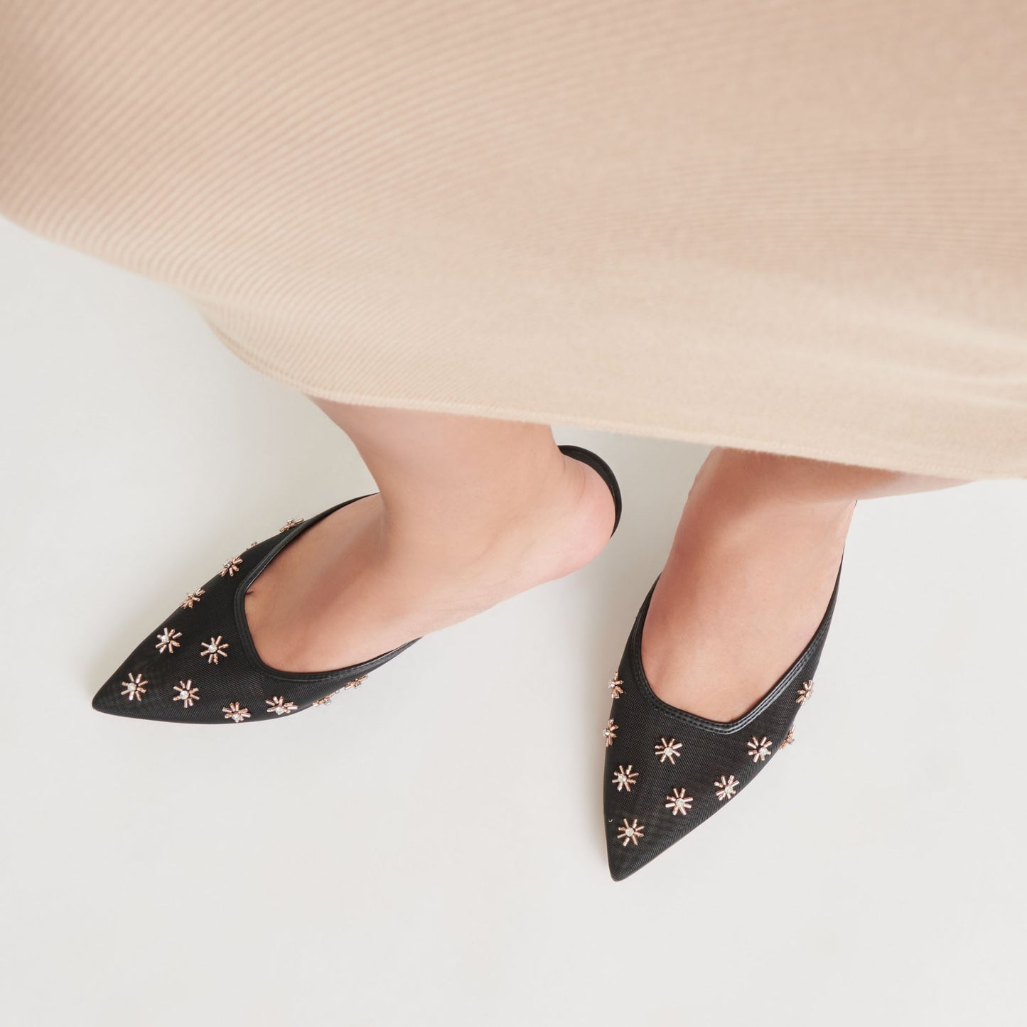 CLARA HEELS BLACK MESH - Dolce Vita