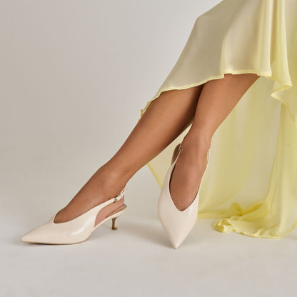 ALENNA HEELS BONE CRINKLE PATENT - Dolce Vita