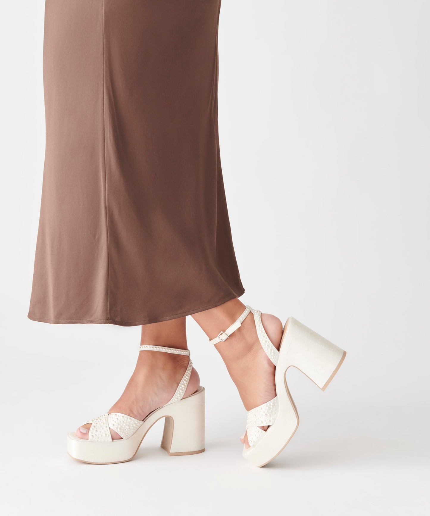 WESSI PEARL HEELS VANILLA PEARLS - Dolce Vita