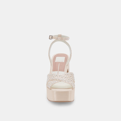 WESSI PEARL HEELS VANILLA PEARLS - Dolce Vita