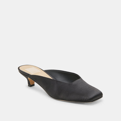 UMARA HEELS ONYX SATIN - Dolce Vita