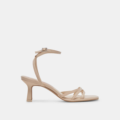 MANJI HEELS BONE PATENT LEATHER - Dolce Vita