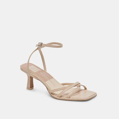 MANJI HEELS BONE PATENT LEATHER - Dolce Vita