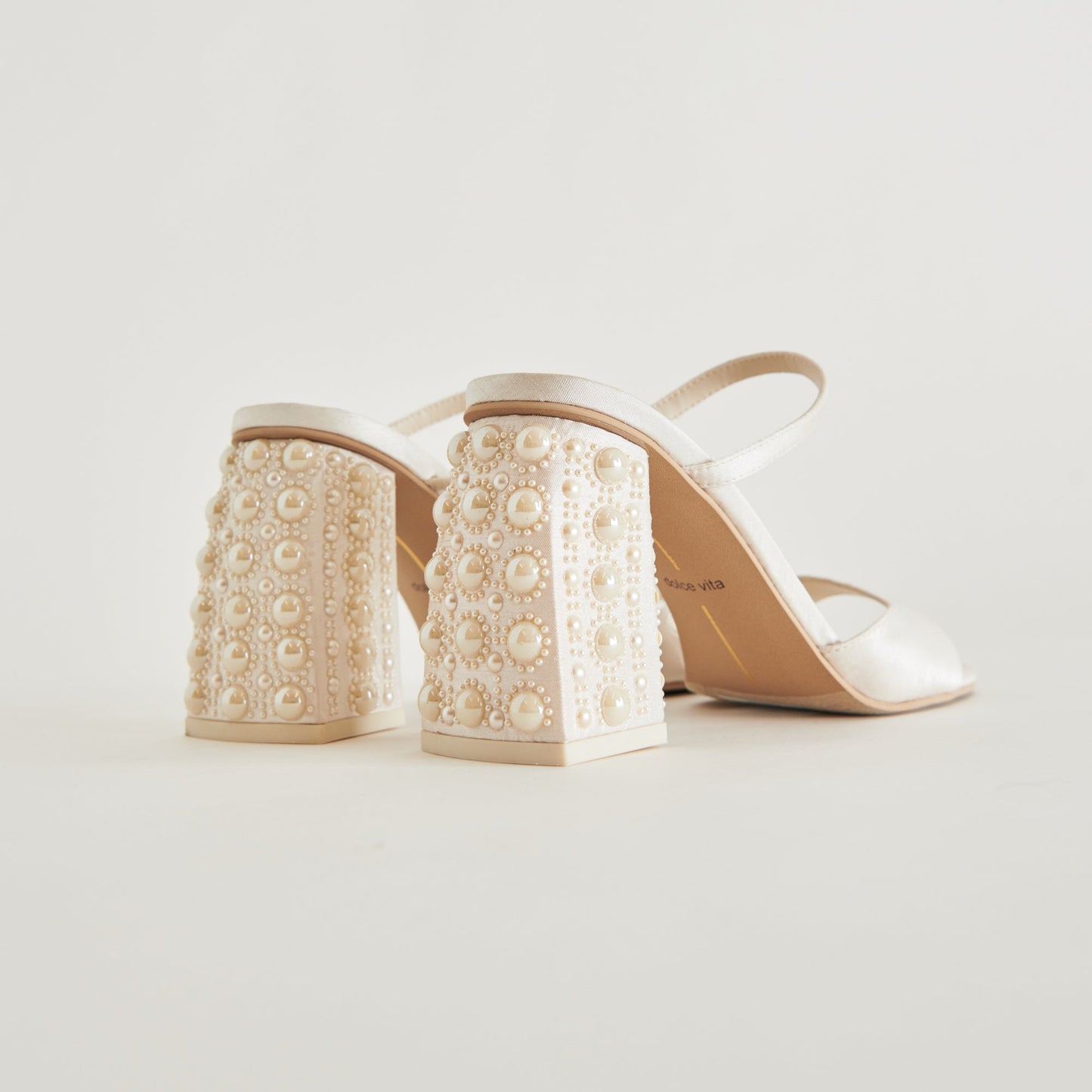 JEMMY PEARL HEELS VANILLA SILK - Dolce Vita