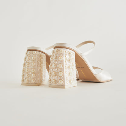 JEMMY PEARL HEELS VANILLA SILK - Dolce Vita