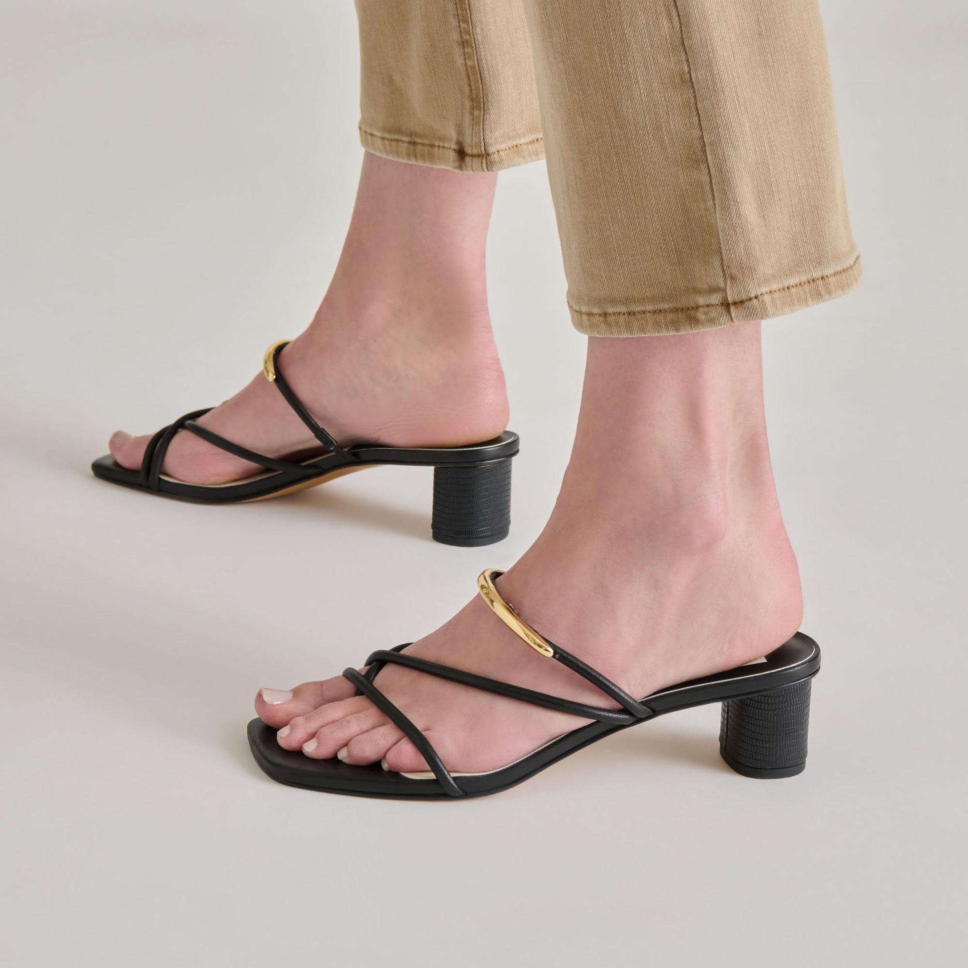 NAIRA HEELS BLACK LEATHER - Dolce Vita