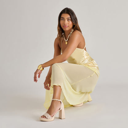 PELTIN PEARL HEELS VANILLA WOVEN RAFFIA - Dolce Vita
