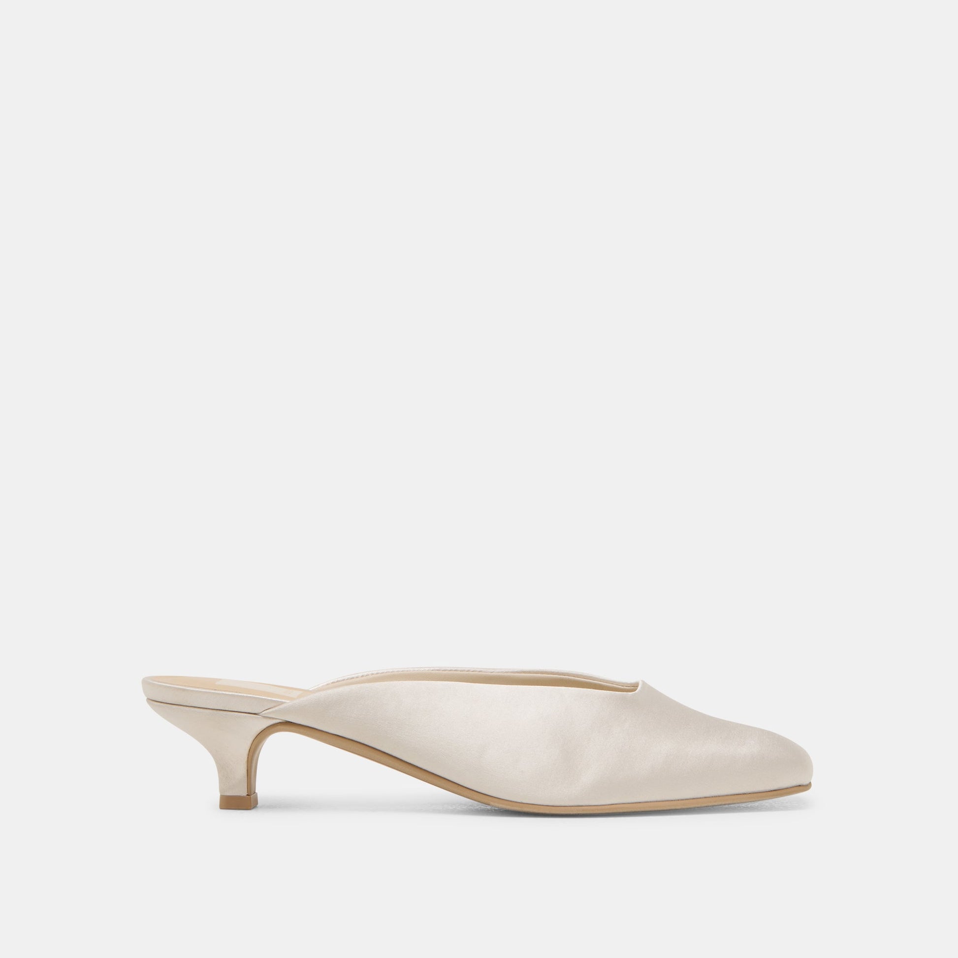 UMARA HEELS IVORY SATIN - Dolce Vita