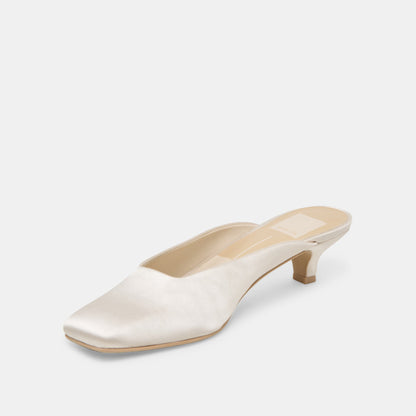 UMARA HEELS IVORY SATIN - Dolce Vita