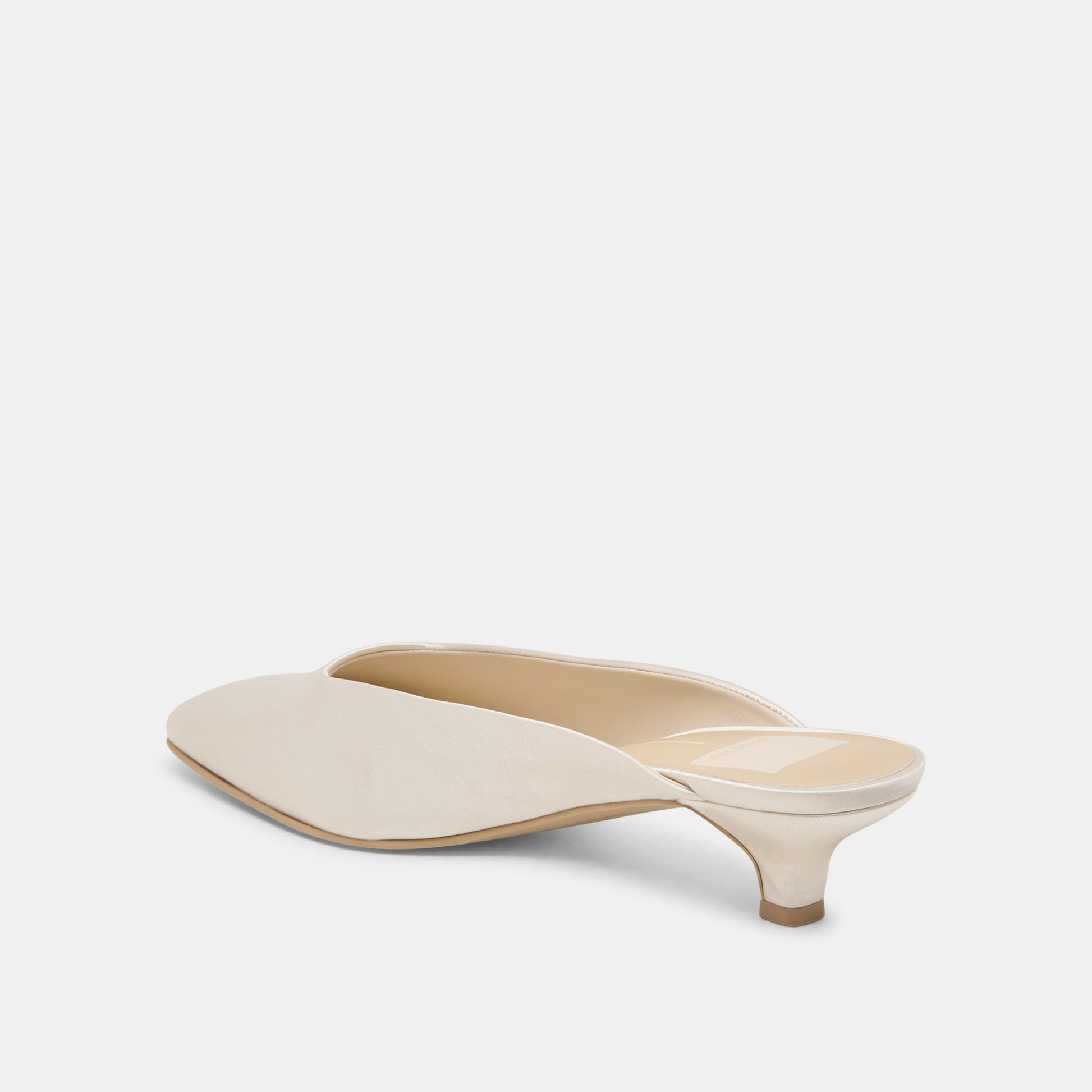 UMARA HEELS IVORY SATIN - Dolce Vita