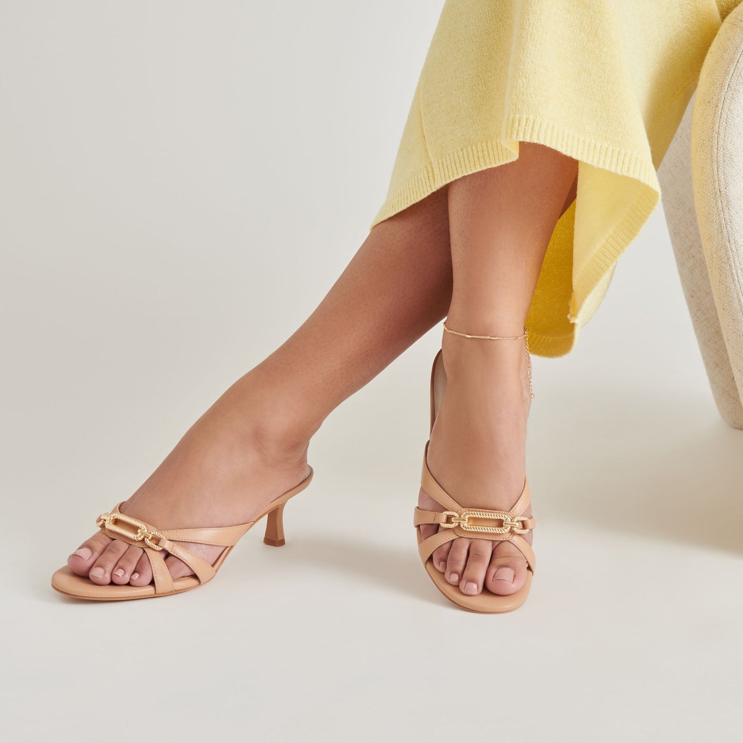 LERAH HEELS CAFE EMBOSSED LEATHER - Dolce Vita
