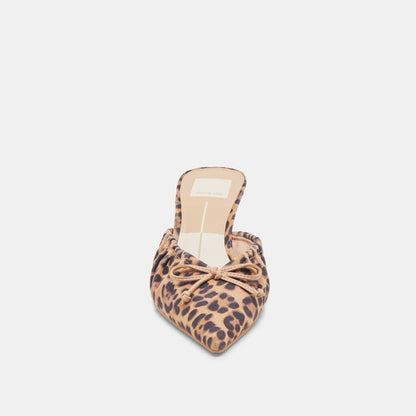 KAIRI MID HEELS DK LEOPARD SUEDE - Dolce Vita