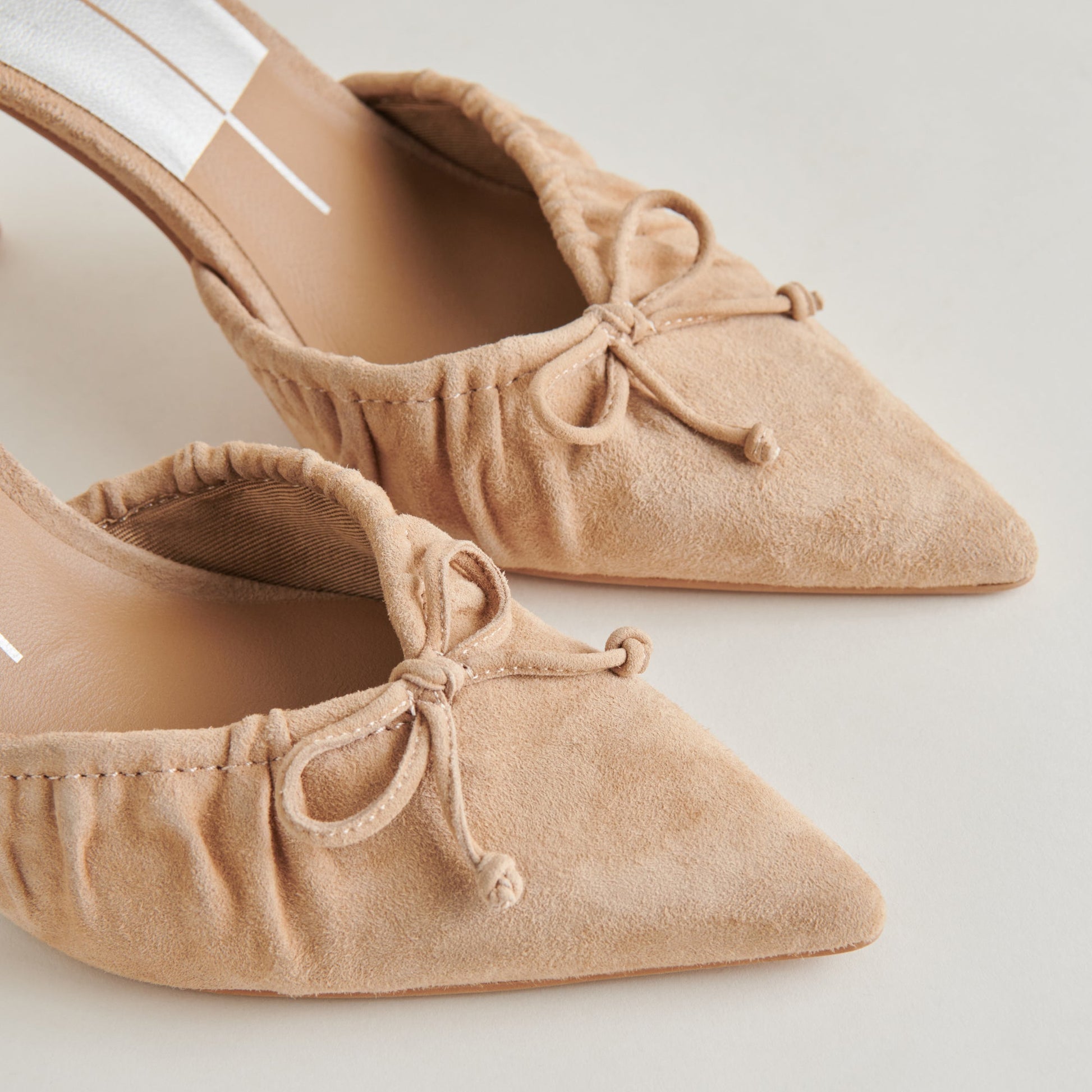 KAIRI HEELS CAMEL SUEDE - Dolce Vita