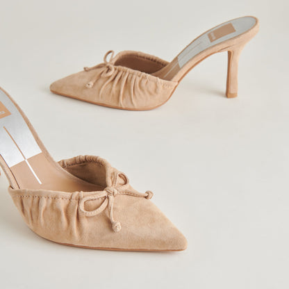 KAIRI HEELS CAMEL SUEDE - Dolce Vita