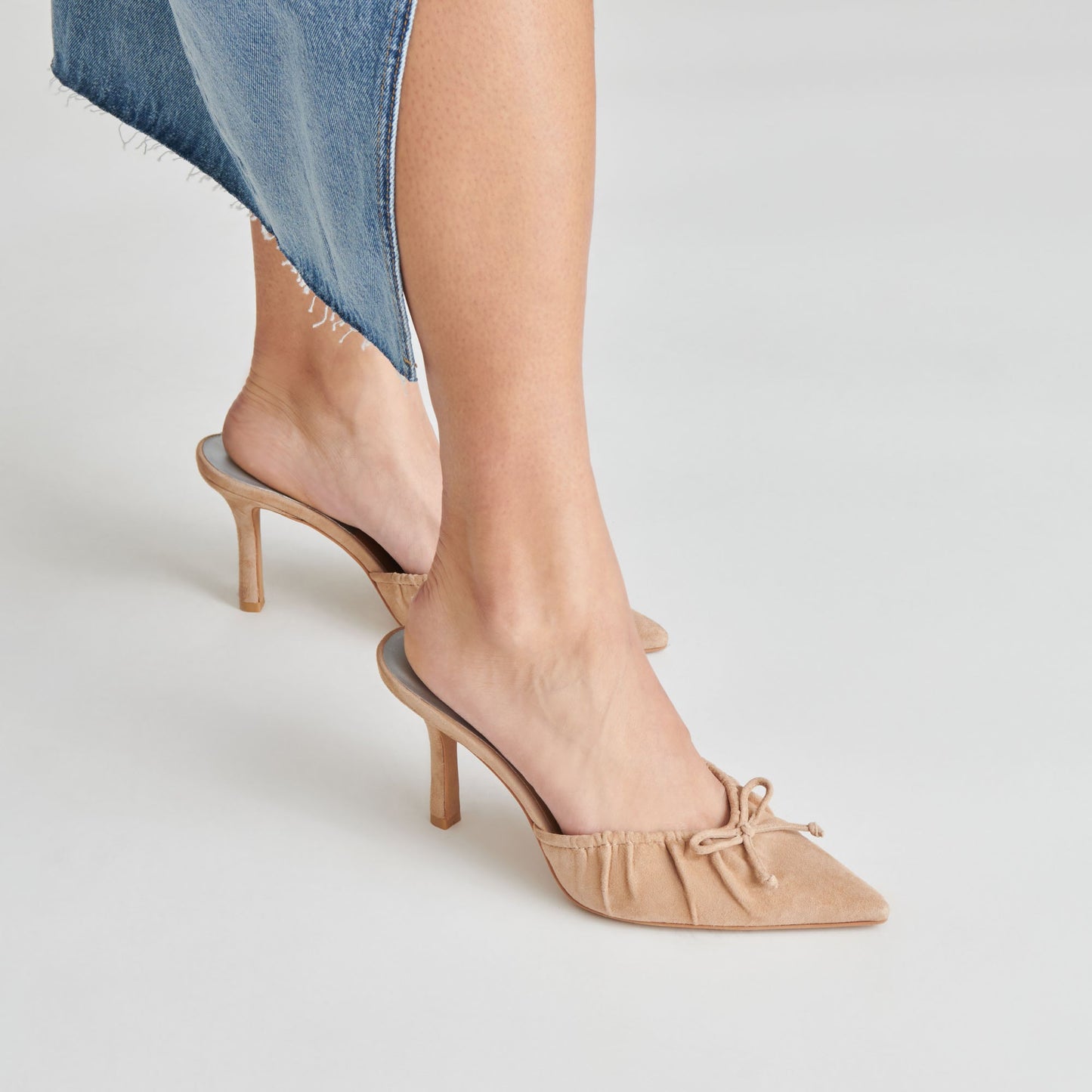 KAIRI HEELS CAMEL SUEDE - Dolce Vita