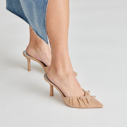 KAIRI HEELS CAMEL SUEDE - Dolce Vita