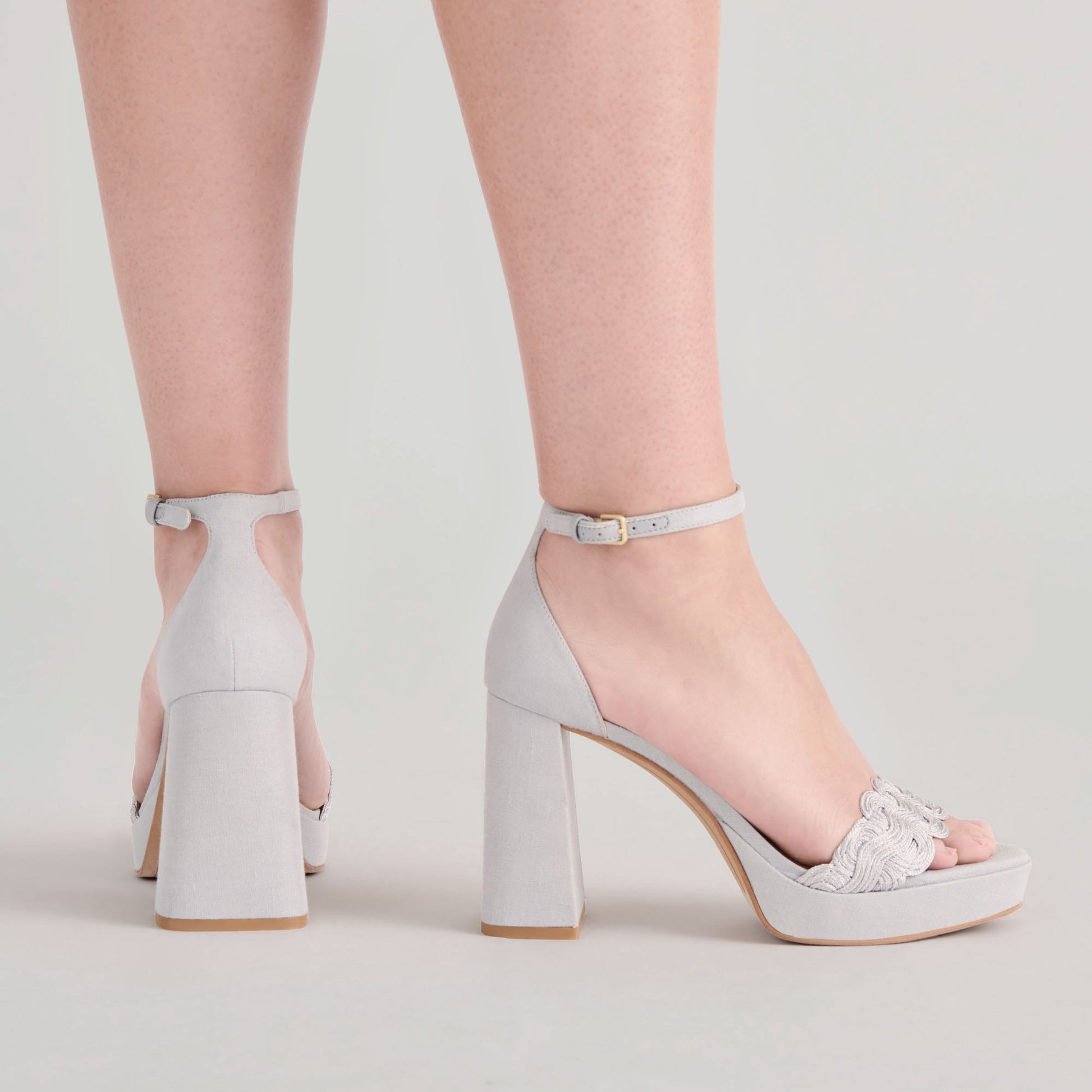 PELTIN HEELS GREY WOVEN RAFFIA - Dolce Vita