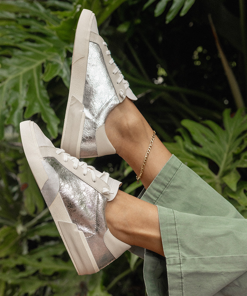 Zina Sneakers Chrome Distressed Leather - Dolce Vita