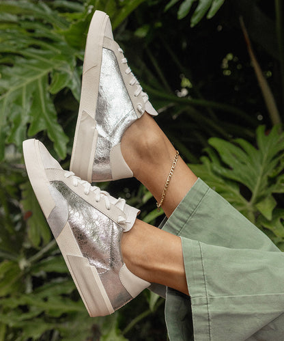Zina Sneakers Chrome Distressed Leather - Dolce Vita