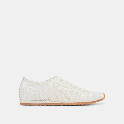 DAYANA SNEAKERS TRUE WHITE LACE - Dolce Vita