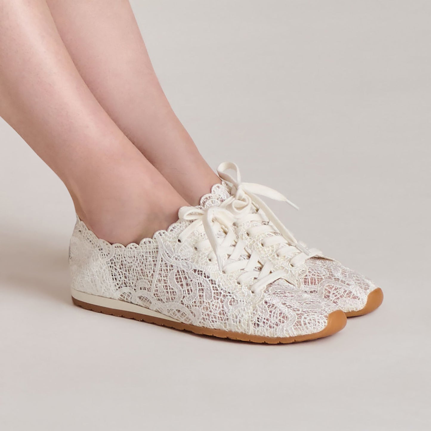 DAYANA SNEAKERS TRUE WHITE LACE - Dolce Vita