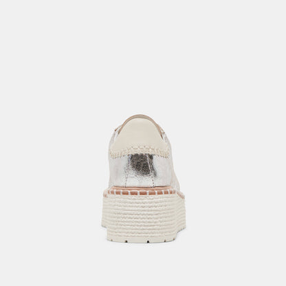 TWAIN SNEAKERS SILVER CRACKLED LEATHER - Dolce Vita