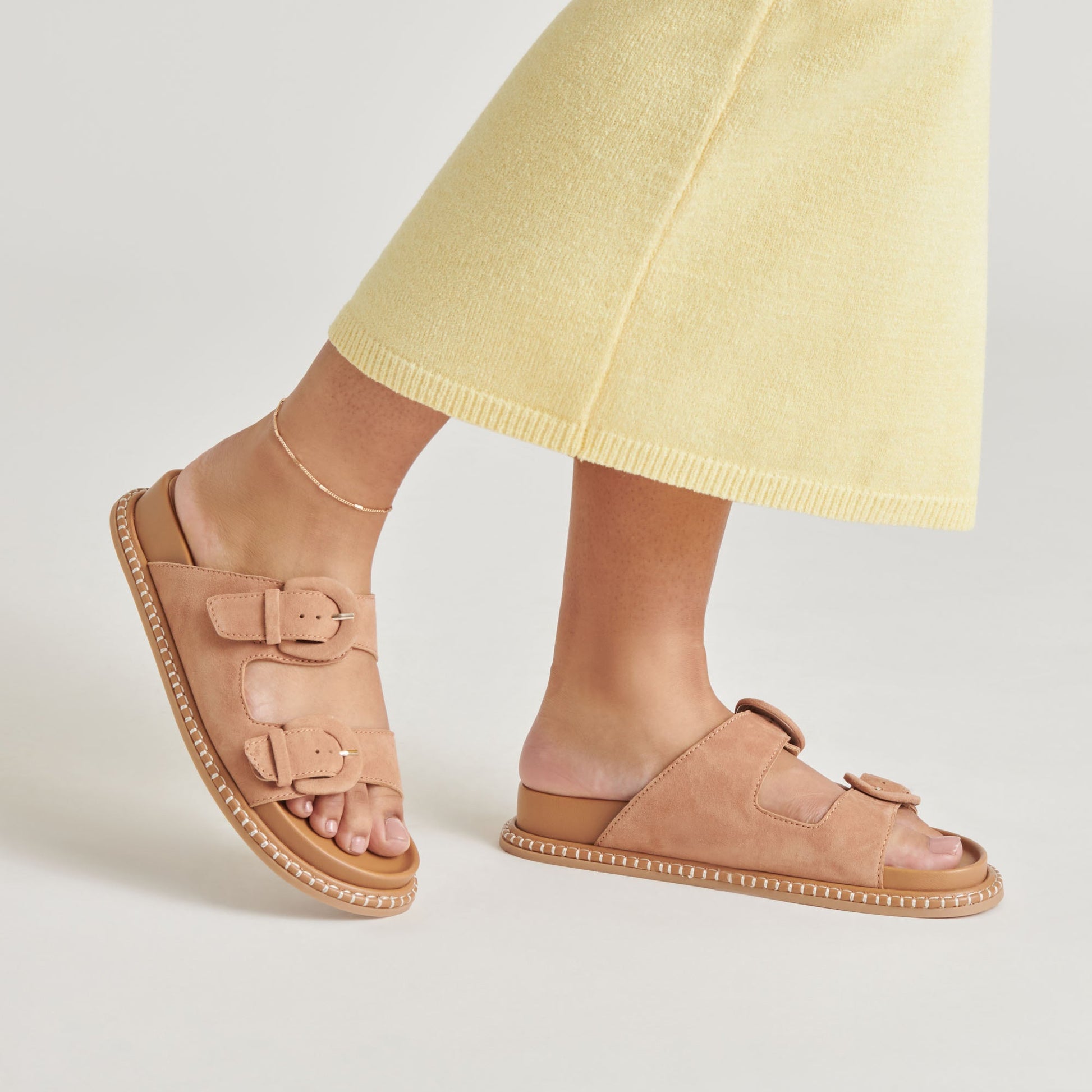 SHAUNY SANDALS TOFFEE SUEDE - Dolce Vita