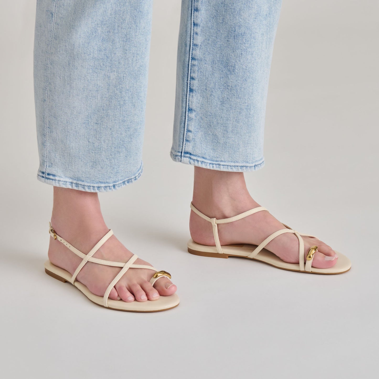 KESHA SANDALS BONE LEATHER - Dolce Vita