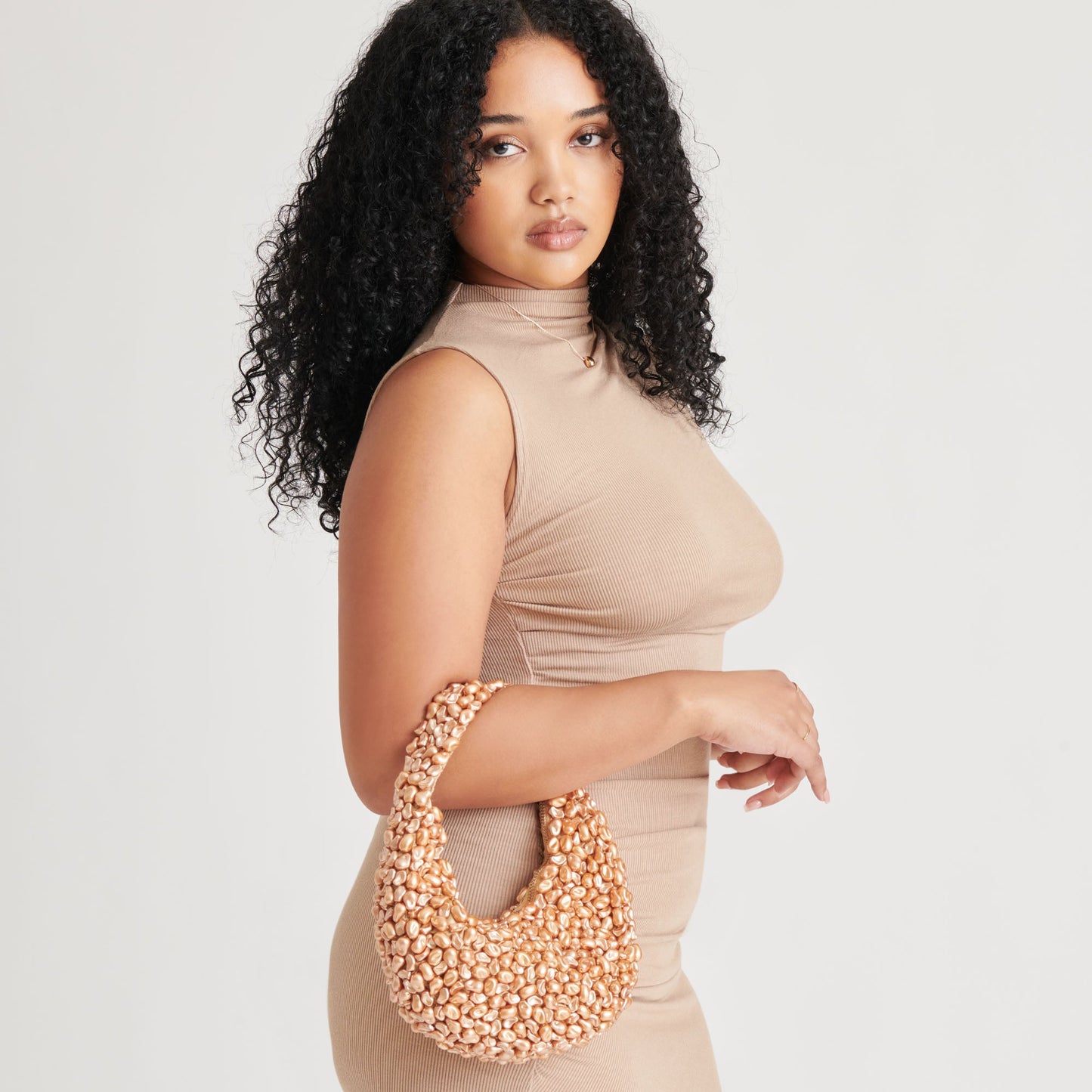 PEARLA SHOULDER BAG GOLD FAUX PEARL - Dolce Vita