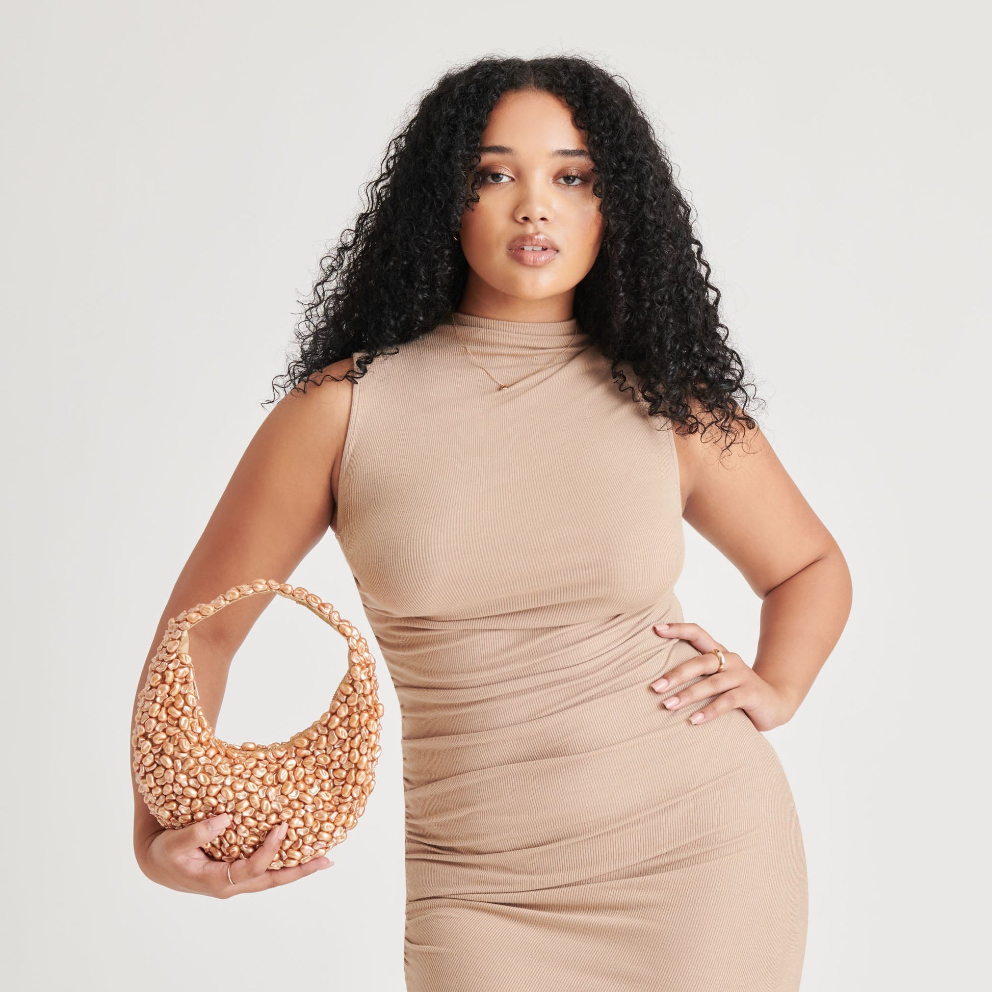 PEARLA SHOULDER BAG GOLD FAUX PEARL - Dolce Vita