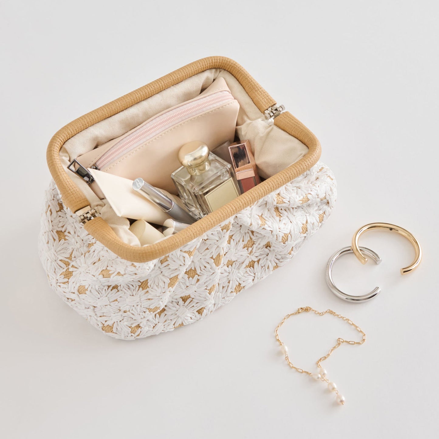 FIORE CLUTCH EMBROIDERED NATURAL RAFFIA - Dolce Vita